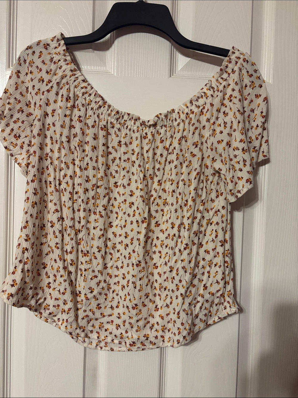 Rewind White Floral Elastic-Neck Off-Shoulder Blouse size large
